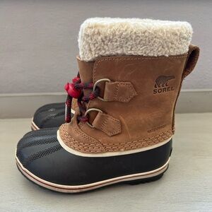 Sorel Black and Cream Footwear - Kids Size 11